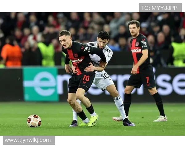 勒沃库森与斯拉维亚的激烈对决揭示了欧洲足球的魅力与竞争力